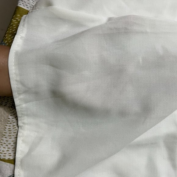 White Sleeveless Top - Picture 3 of 3